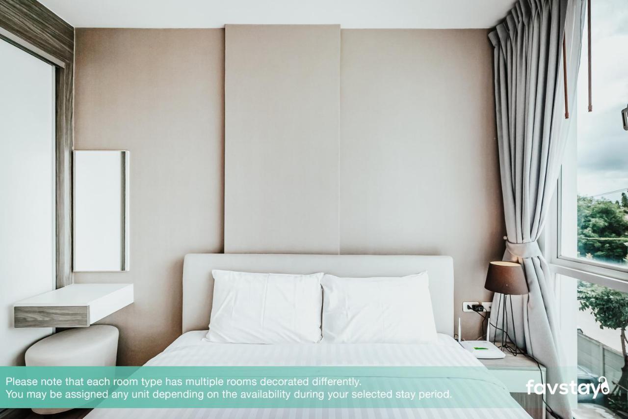 Favstay - The Base Downtown Phuket Kültér fotó